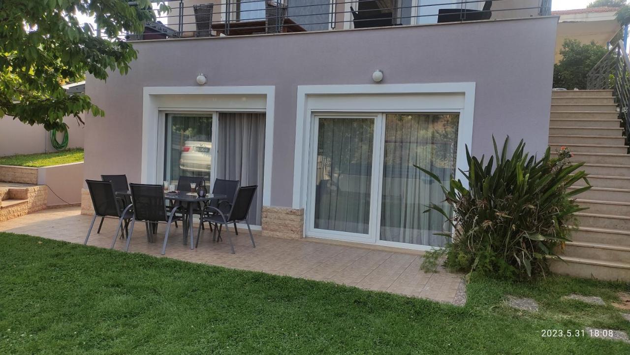 Ferienwohnung Urbi Garden Artemida  Exterior foto